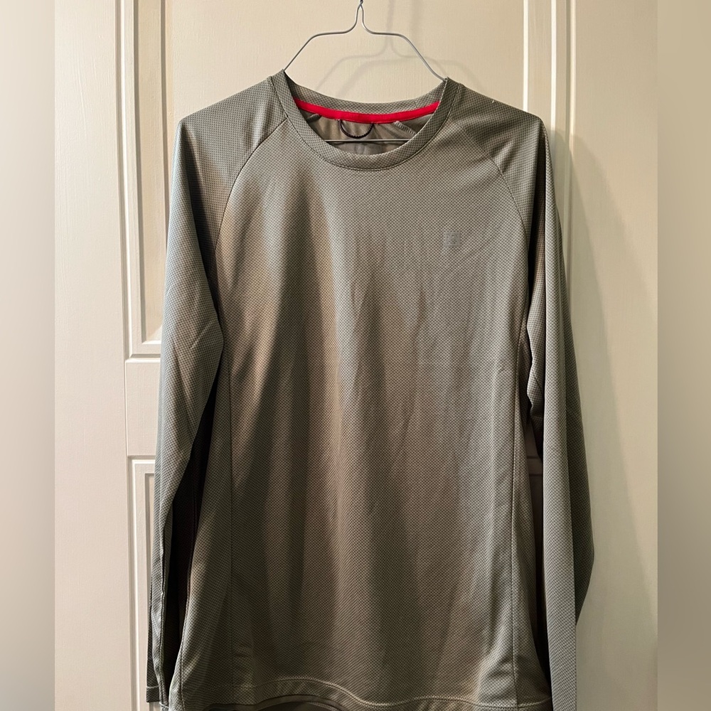 Avalanche Men's Gray Long Sleeve Tee